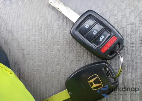 2014 Honda Civic Lx z USA, uszkodzony, nr VIN 2HGFB2F51EH509165